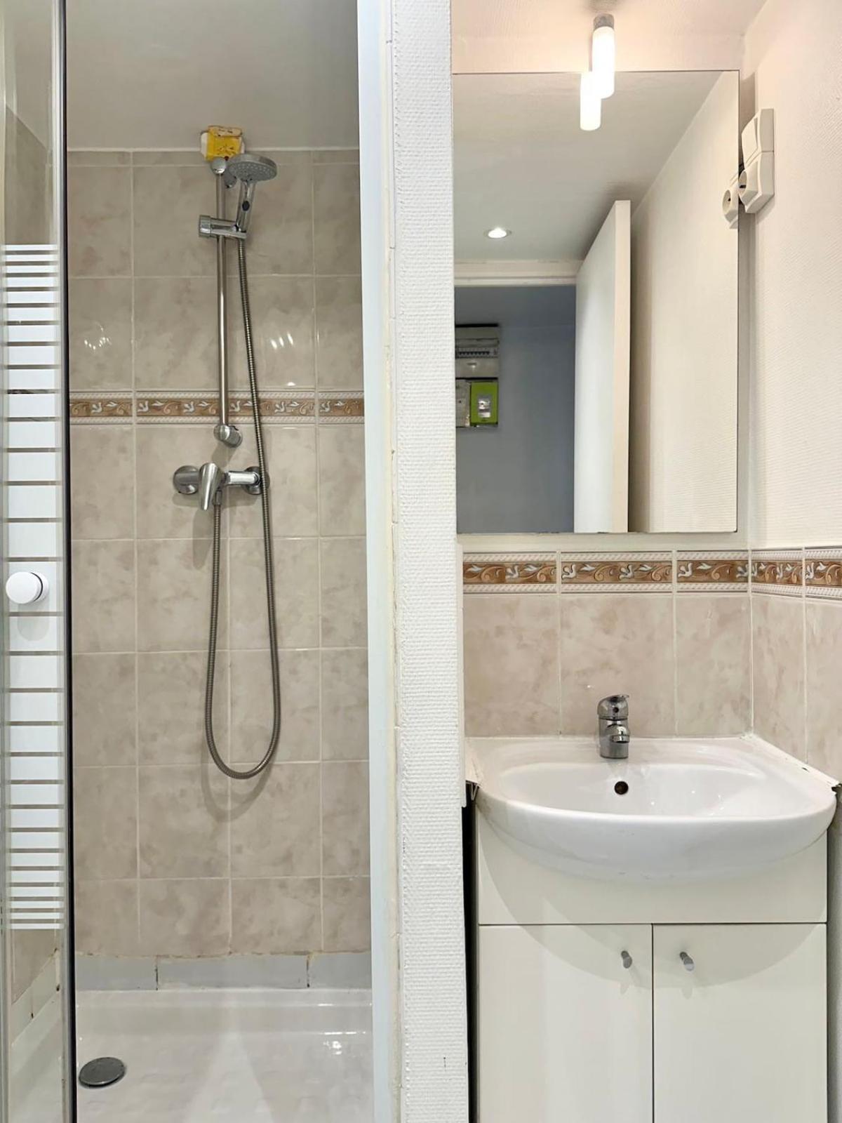 Apartment Chic In Ecouffes In Marais *